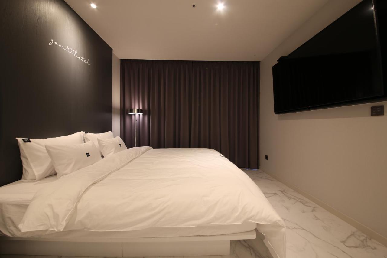 Zam101 Hotel Gimhae Exterior foto